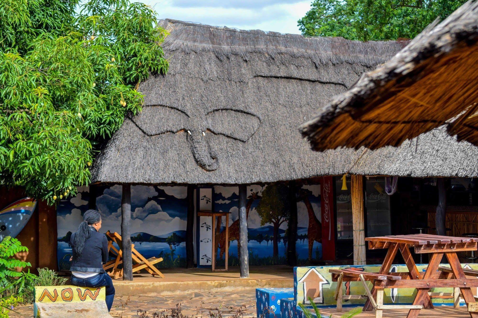 Hotel Zinga Backpackers Livingstone Zewnętrze zdjęcie